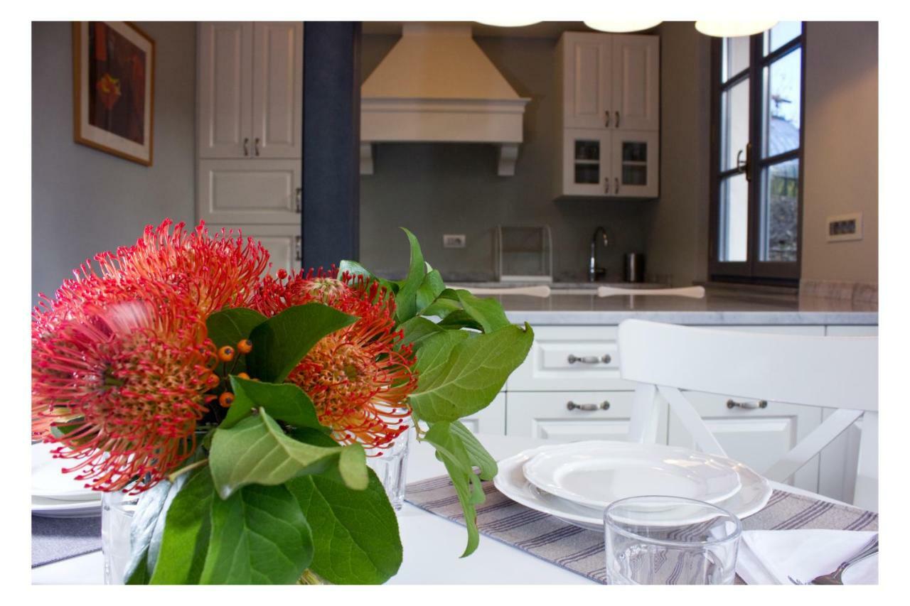 Isola Bella Apartments - Via Della Posta ストレーザ エクステリア 写真