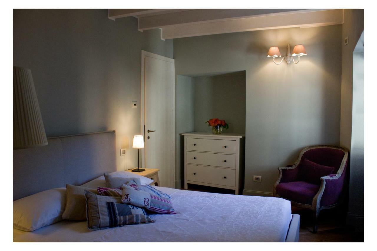 Isola Bella Apartments - Via Della Posta ストレーザ エクステリア 写真
