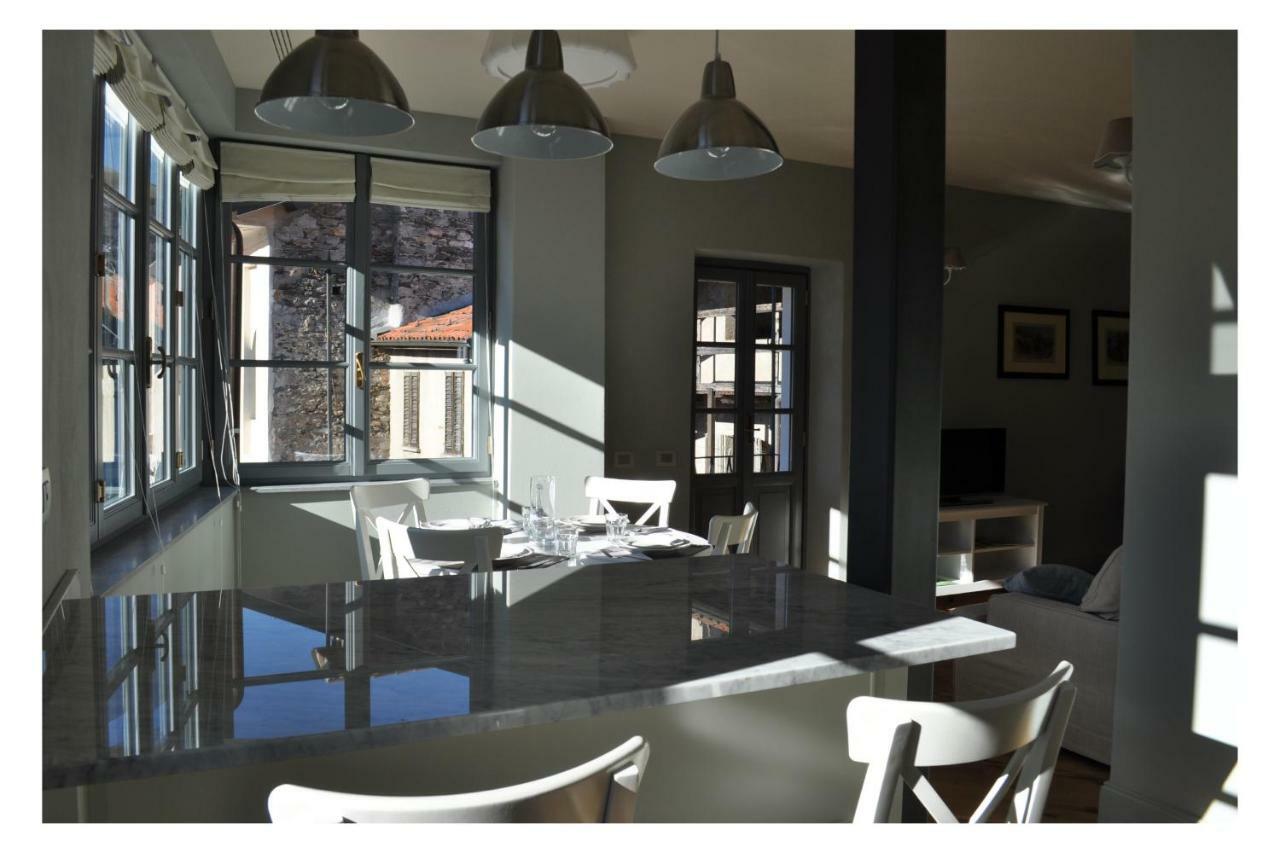 Isola Bella Apartments - Via Della Posta ストレーザ エクステリア 写真