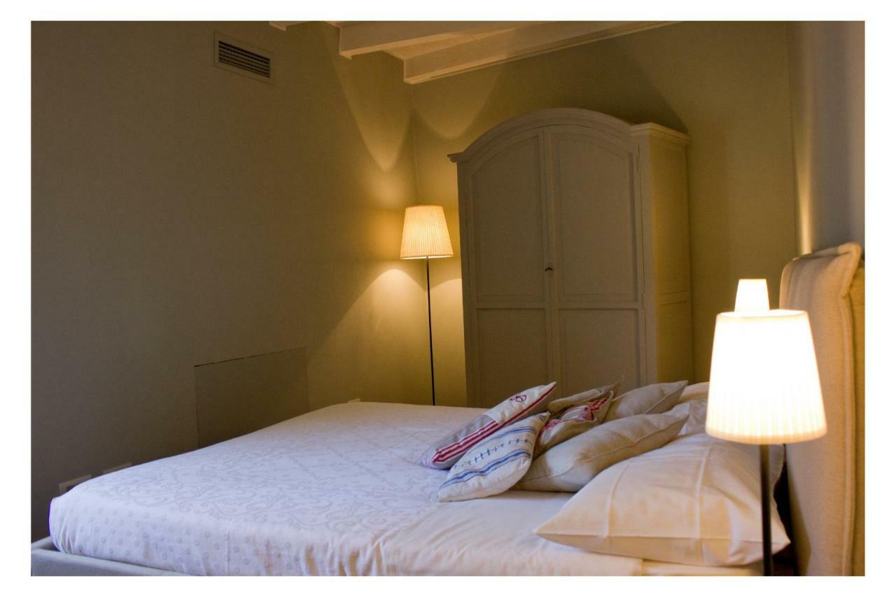 Isola Bella Apartments - Via Della Posta ストレーザ エクステリア 写真